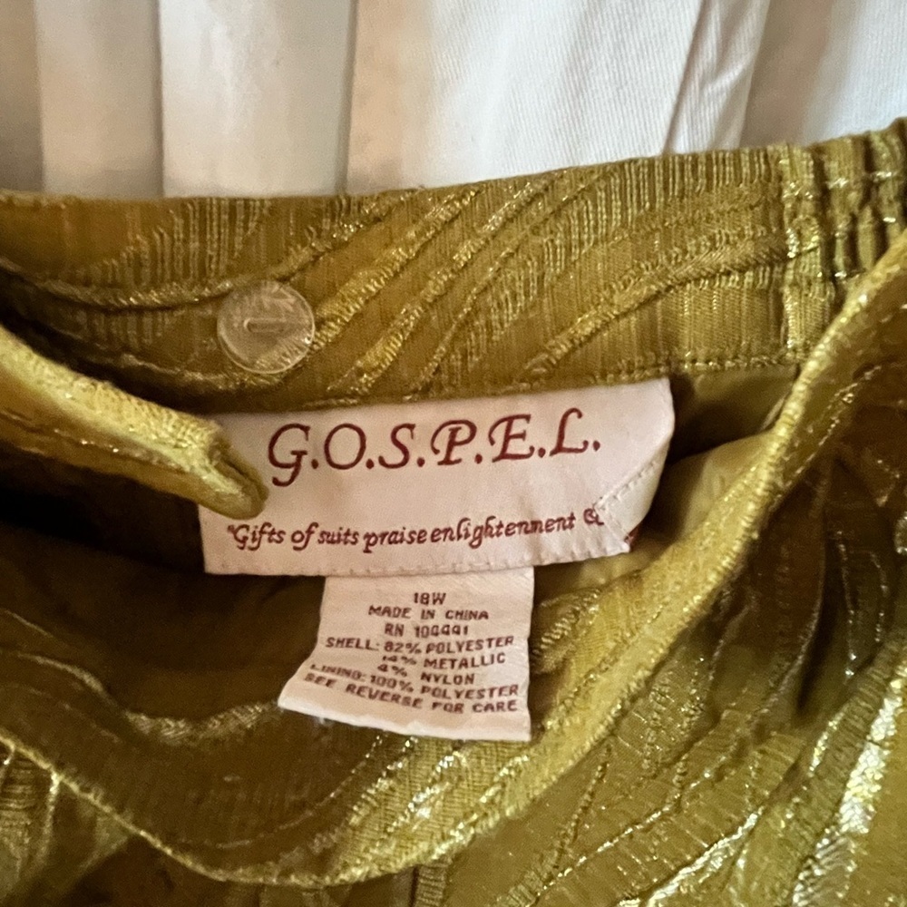 Gold skirt 18w 
Gospel - Picture 2 of 4